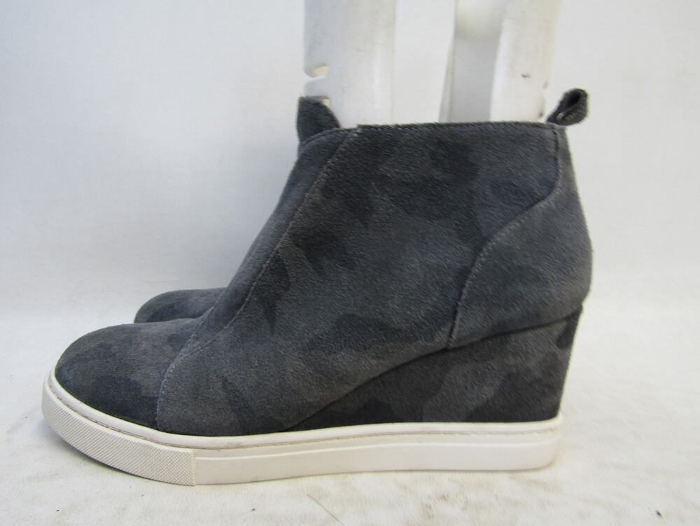L. Paolo Womens Sz 6.5 M Gray Camo Suede Wedge Zip Ankle Fashion Boots